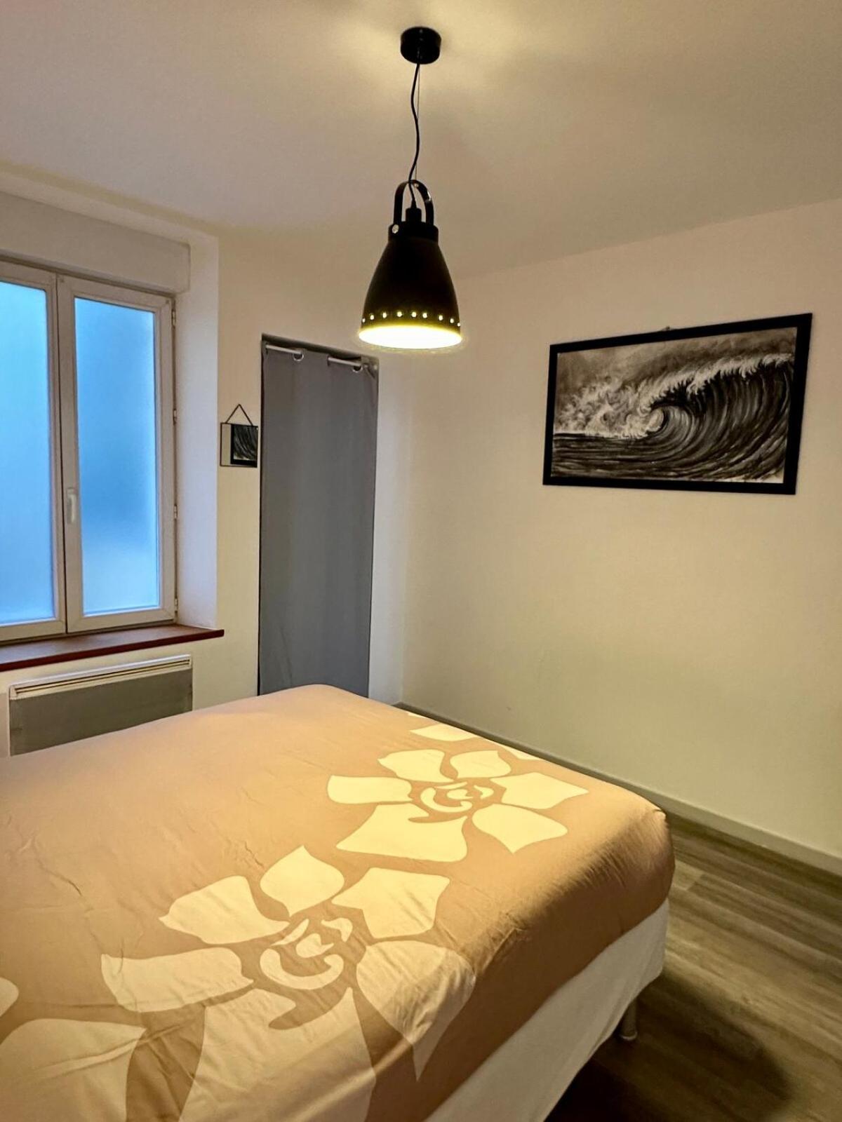Appartement Calme Au Coeur De La Ville Lons-le-Saunier Bagian luar foto